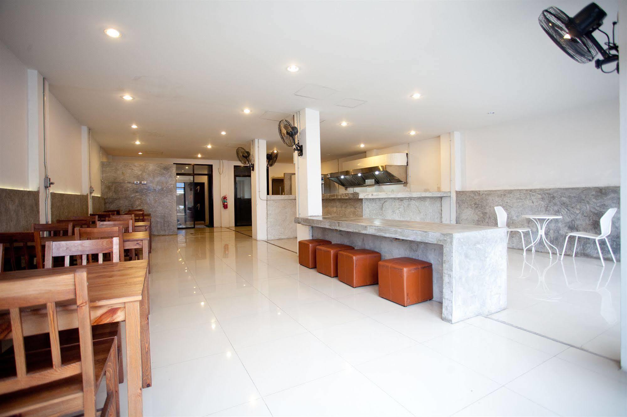 Studio Patong By Icheck Inn Phuket Εξωτερικό φωτογραφία